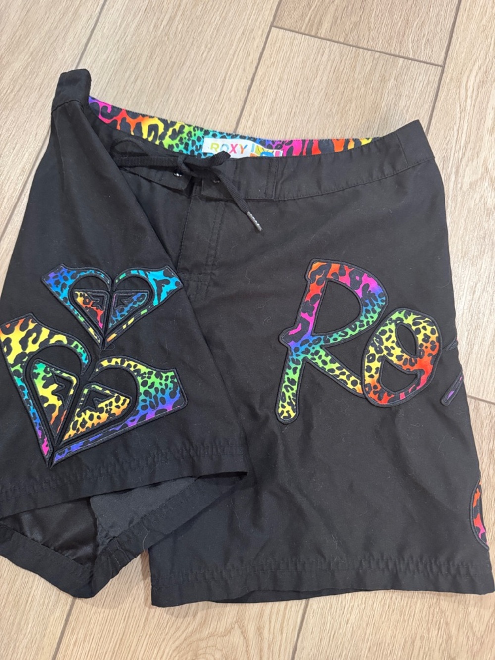 Y2K Roxy Colorful Zebra Logo Board Shorts Sz M Rainbow Trendy surf Beachy 90s